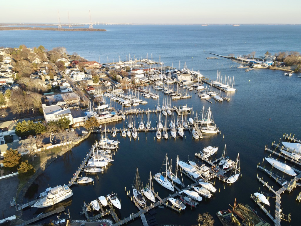 Boat maintenance and service